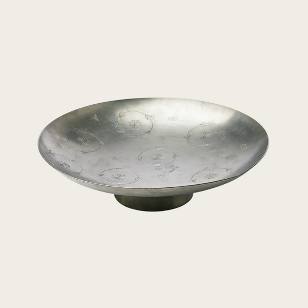 1932 Polished Pewter Footed Dish Engraved with Garlands and Stars by Svenskt Tenn
