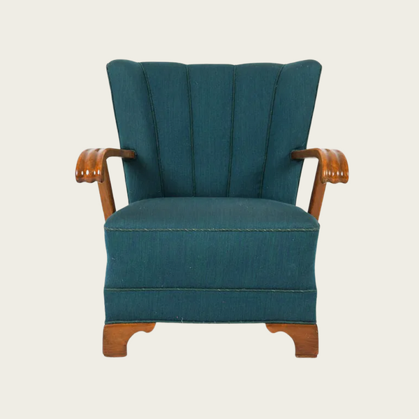 Danish Lounge Chair in the Style of Fritz Hansen