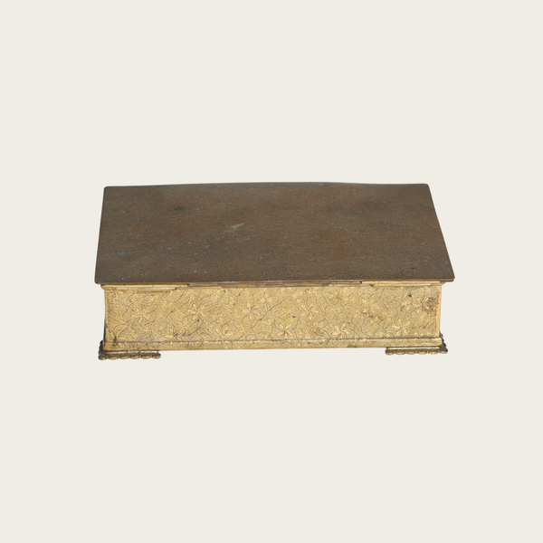 Bronze Box with Cast Foliage Pattern Throughout