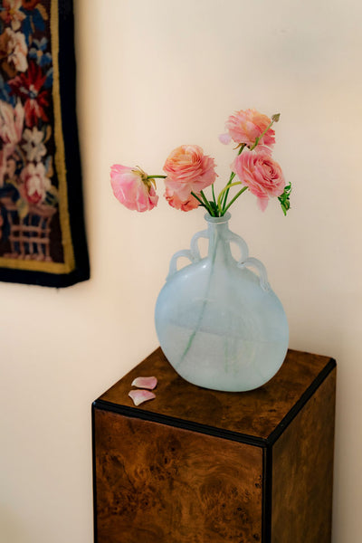 Seguso Vetri d'Arte Scavo Murano Bottleneck Glass Vase with Hanger Details