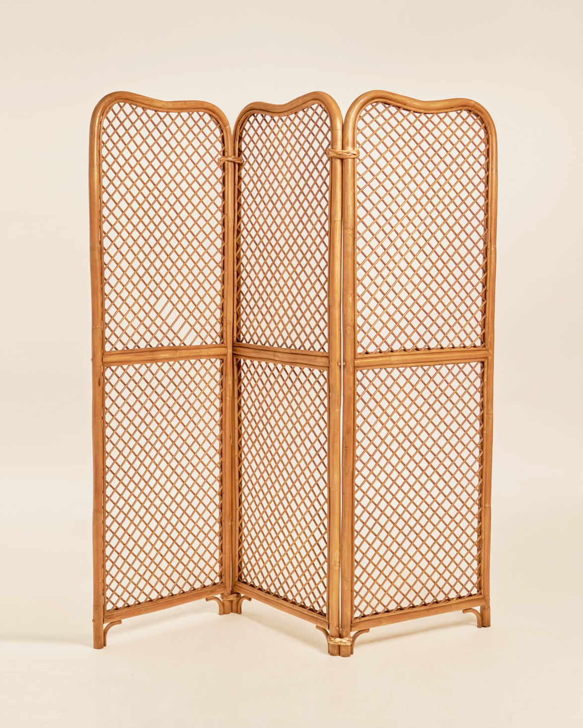 Italian Scalloped Bamboo Room Divider