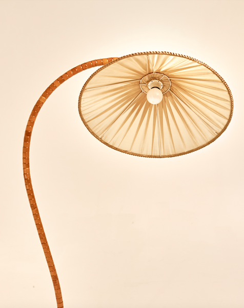 Swedish Pine Floor Lamp with Organic Curved Form by Markslöjd
