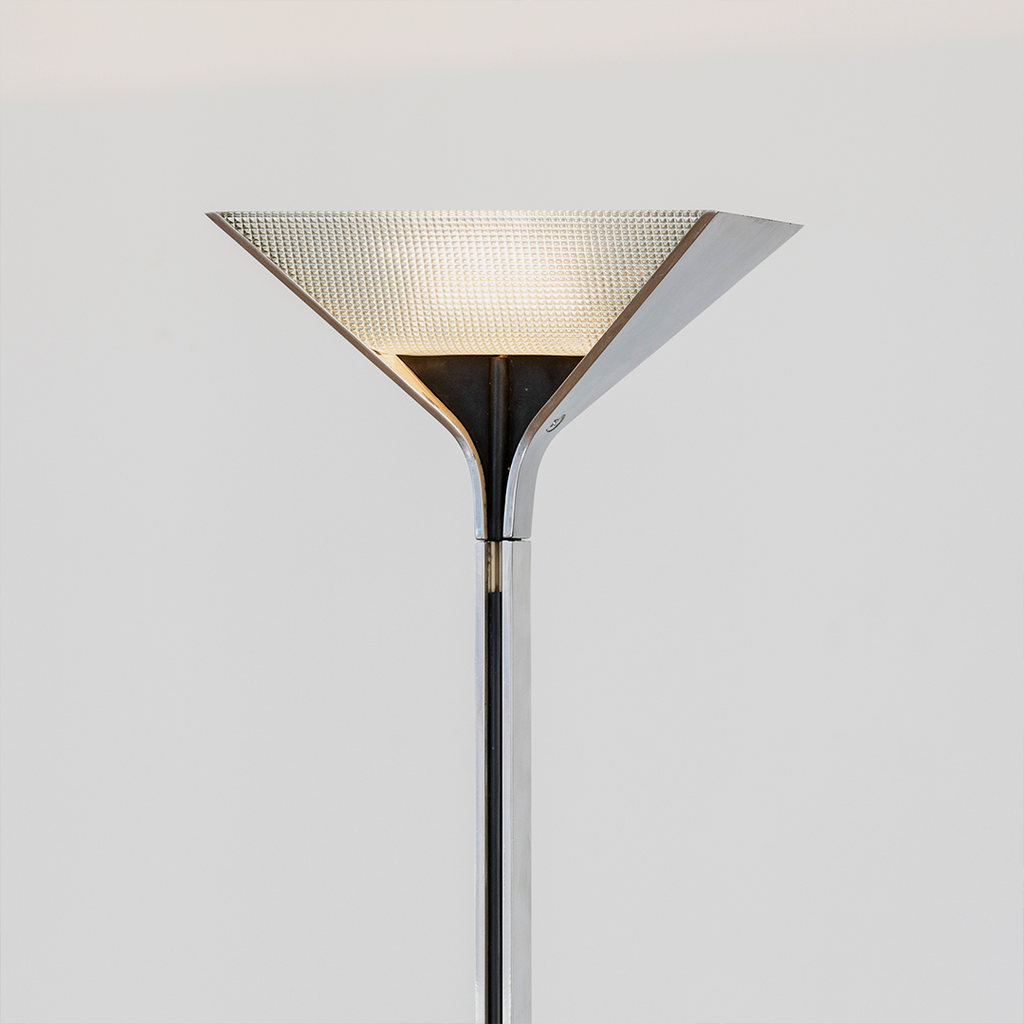 Papillona Floor Lamp designed by Afra and Tobia Scarpa for Flos Papillona Floor Lamp designed by Afra and Tobia Scarpa for Flos